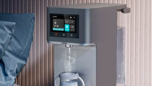 Новый дозатор-водоочиститель с дисплеем от Xiaomi: моментальная подача горячей воды