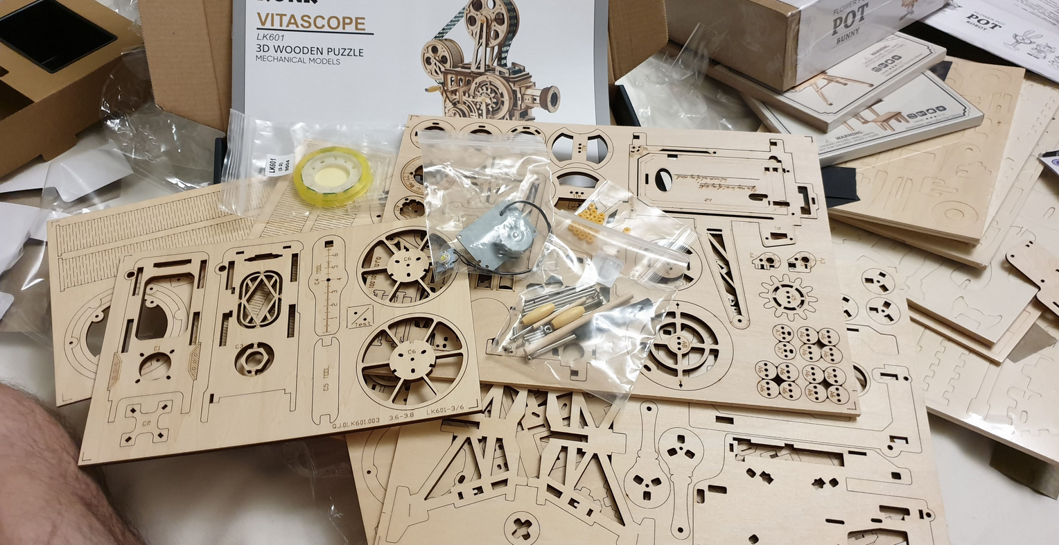 3D Puzzle Movement Assembled Wooden Vitascope